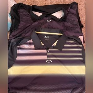 2 Oakley Polos XL